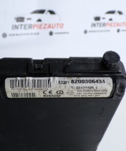 CAJA DE FUSIBLES RENAULT 8200306434 S1118400220C S1118400220 C