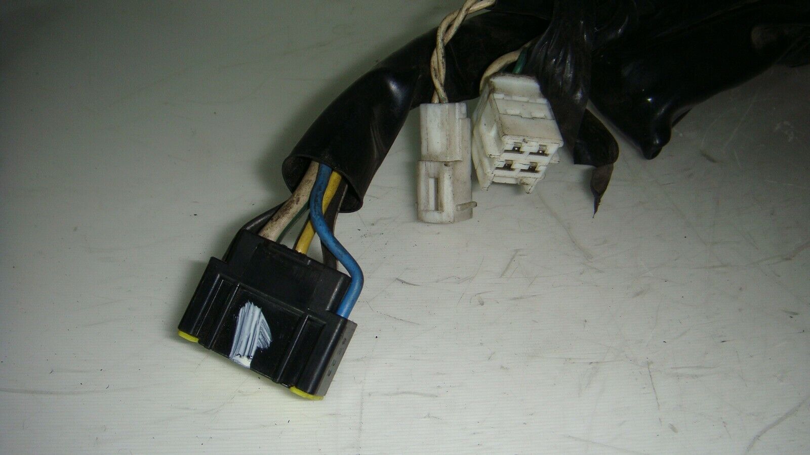 CLAUSOR CON LLAVE CERRADURAS Y ANTENA INMOVILIZADOR SUZUKI WAGON R+ 1.2 1998 - Imagen 3