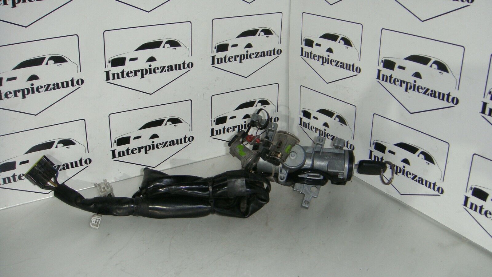 CLAUSOR CON LLAVE CERRADURAS Y ANTENA INMOVILIZADOR SUZUKI WAGON R+ 1.2 1998