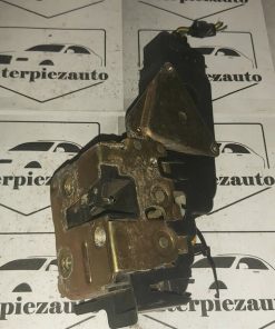 CERRADURA PUERTA DELANTERA DERECHA VOLVO 440 1992 - 1994