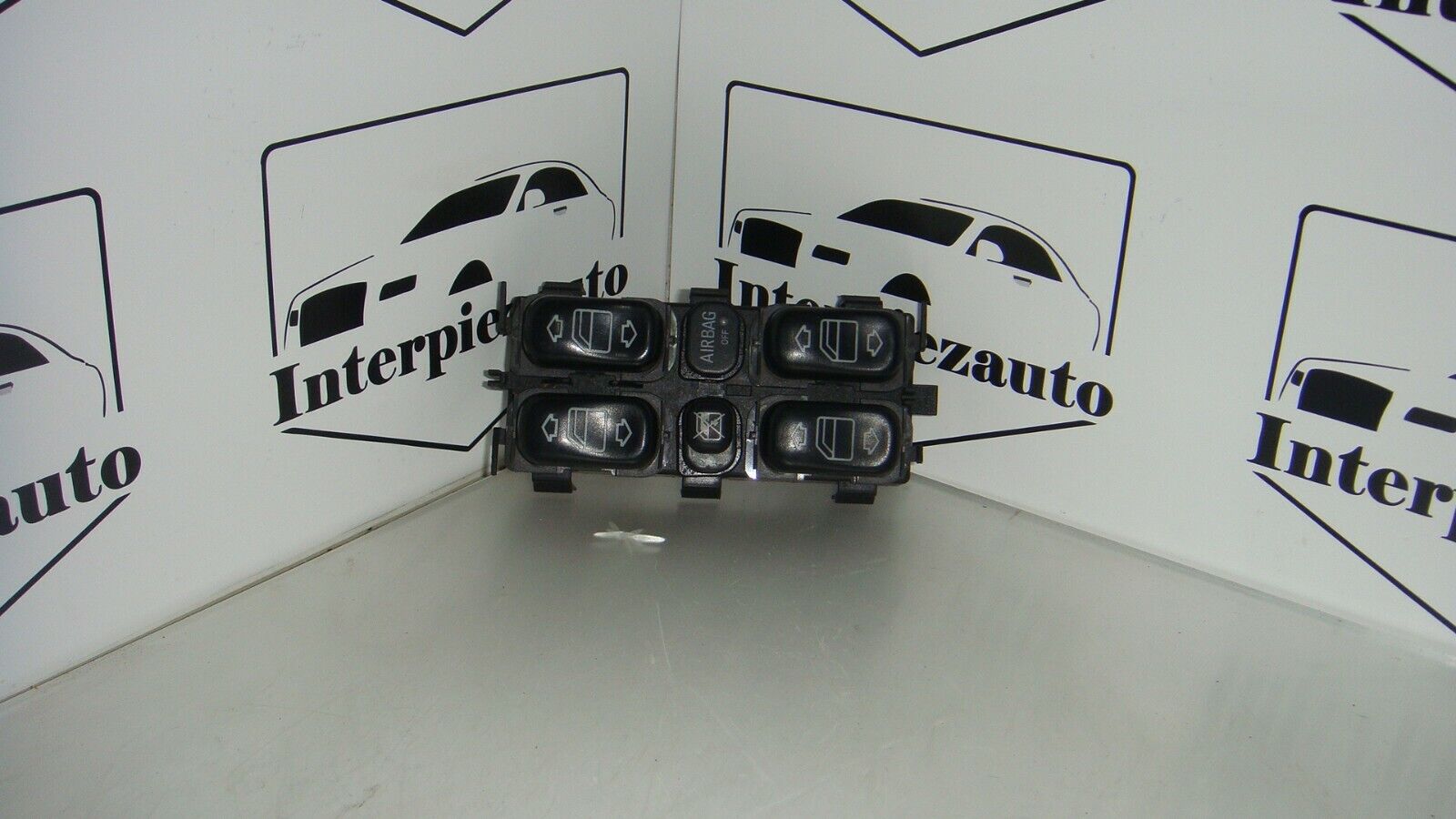 BOTONERA MANDO INTERRUPTOR ELEVALUNAS MERCEDES BENZ W168 1688206810 03753201