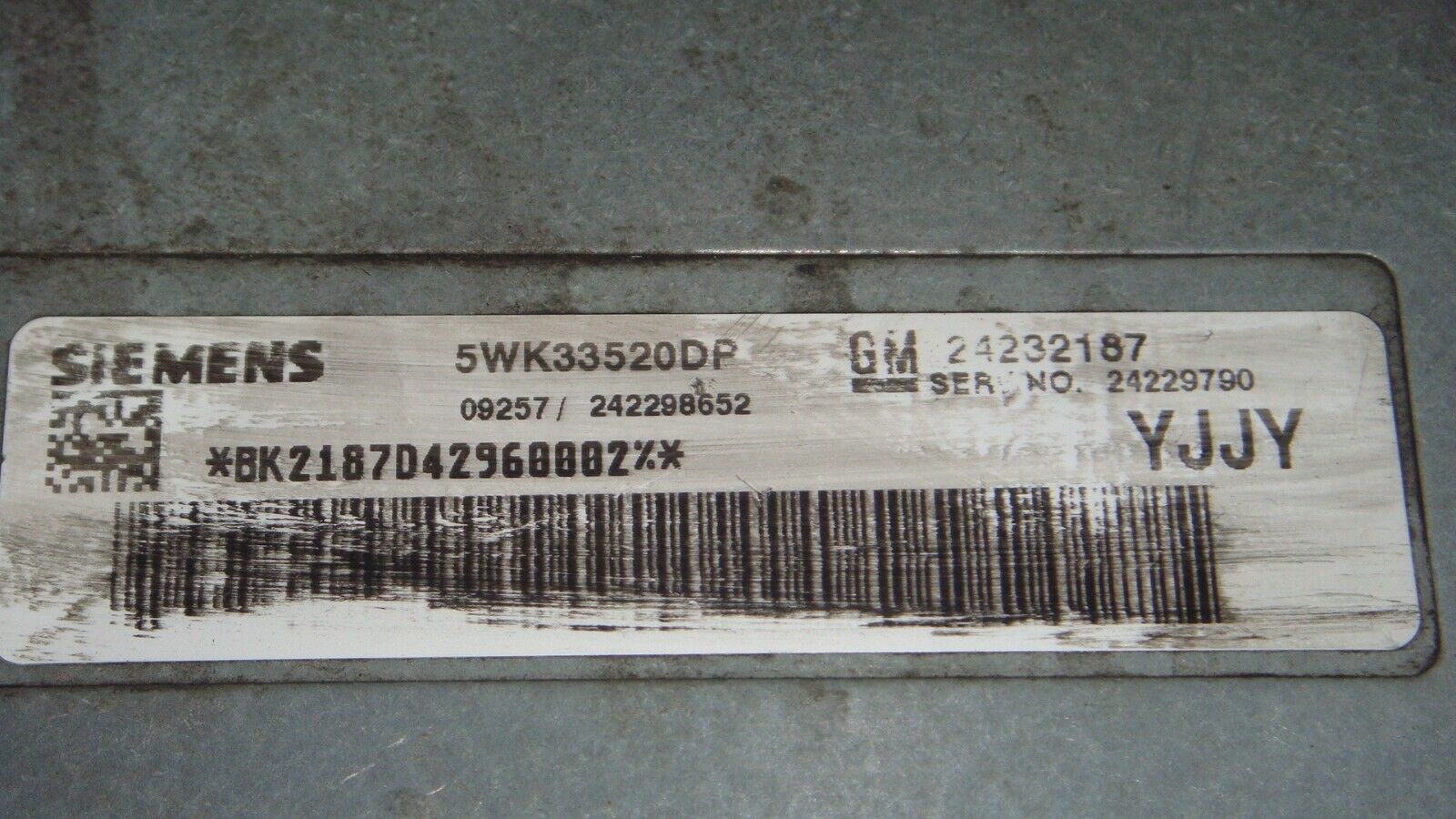 CENTRALITA ECU MOTOR CADILLAC 5WK33520DP 24232187 YJJY - Imagen 3