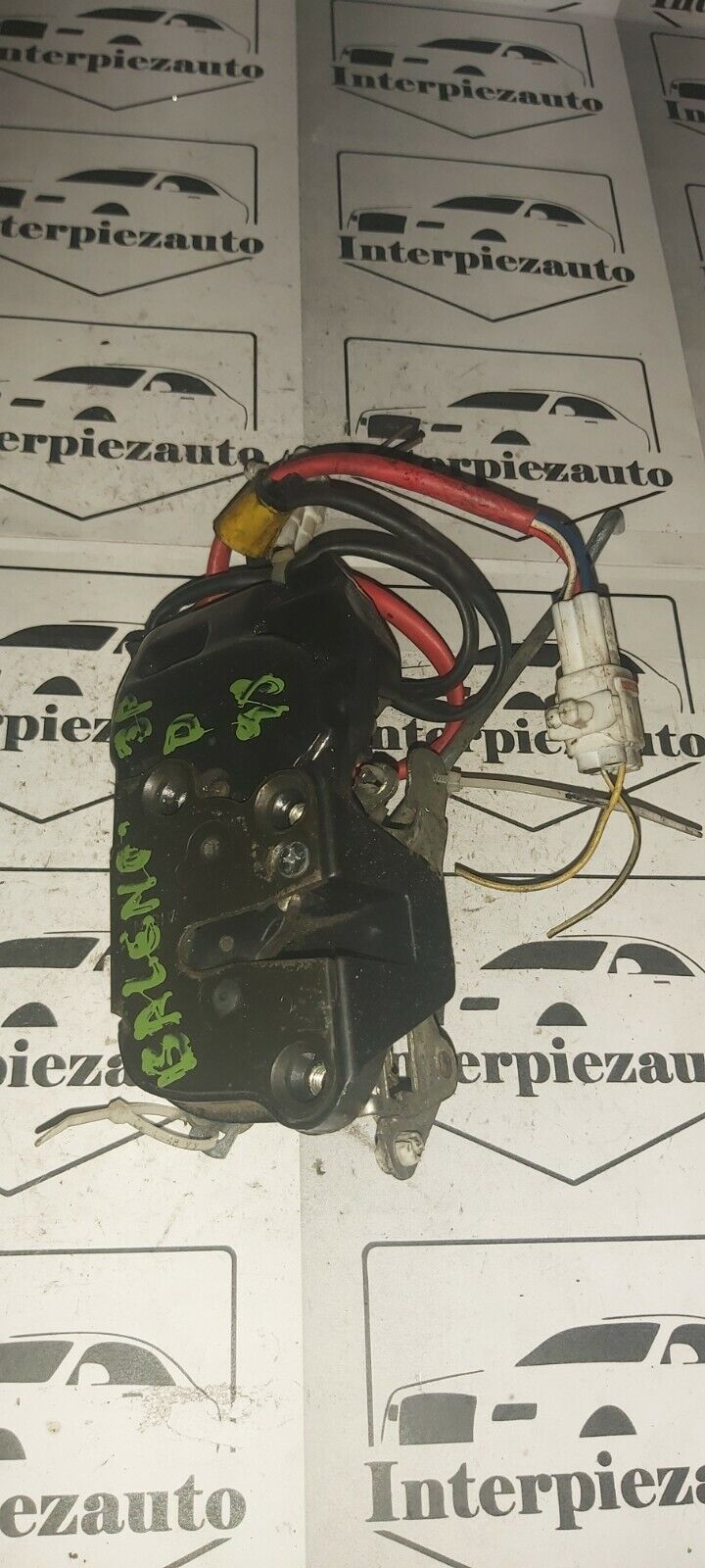 CERRADURA PUERTA DELANTERA DERECHA SUZUKI BALENO 1997 - 2002