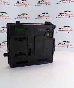 CAJA DE FUSIBLES RENAULT 284B18225R S180180060B BCM