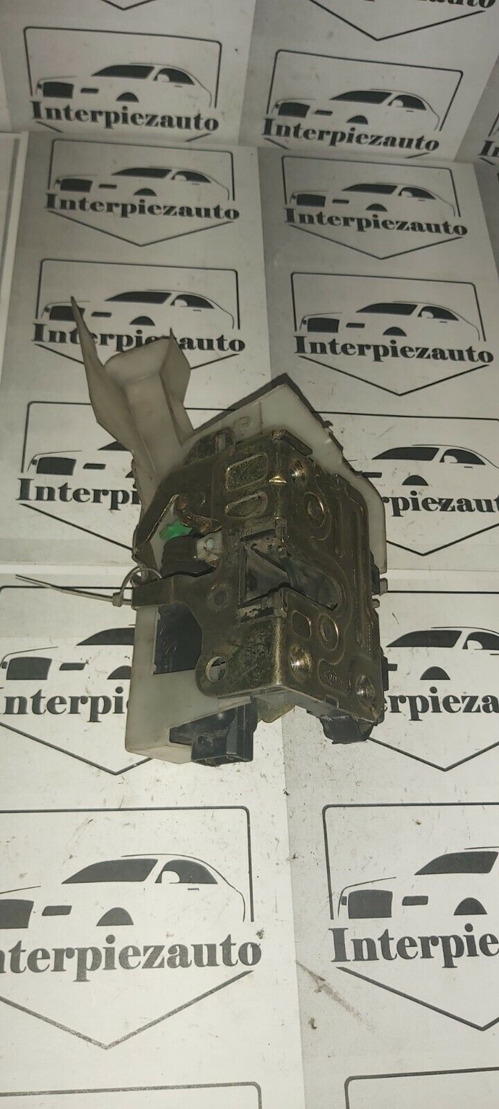 CERRADURA PUERTA DELANTERA DERECHA RENAULT CLIO 1998