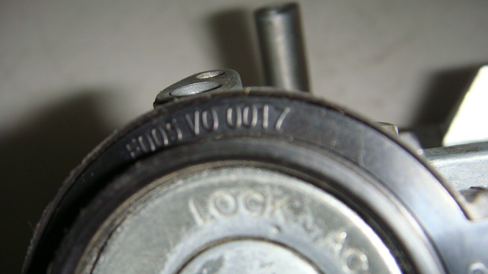 CLAUSOR BOMBIN ARRANQUE CON LLAVE Y ANTENA INMOVILIZADOR MITSUBISHI F005V00017 - Imagen 4