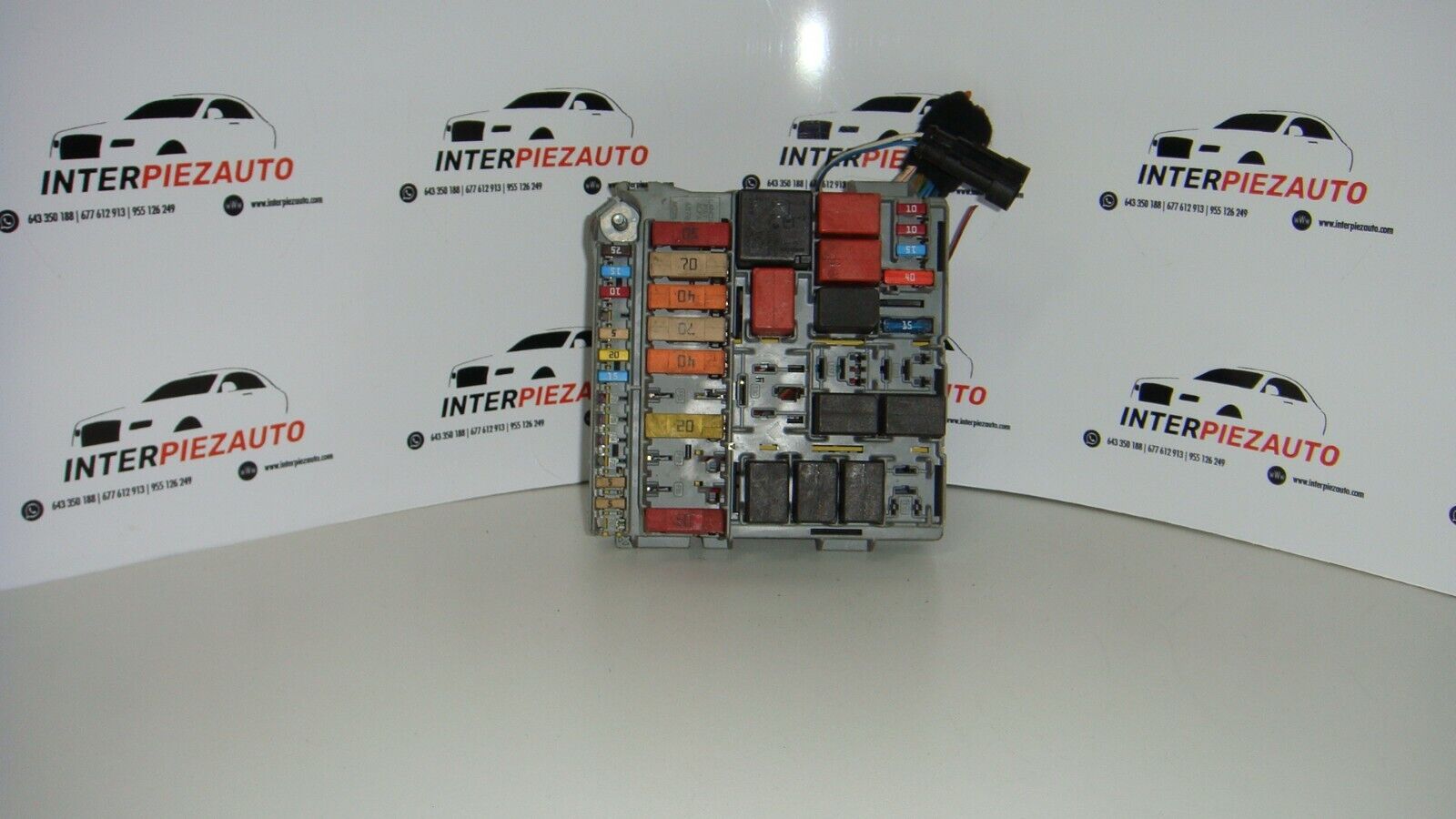 CAJA DE FUSIBLES RELES BSM FERRARI CALIFORNIA FIAT 51867780