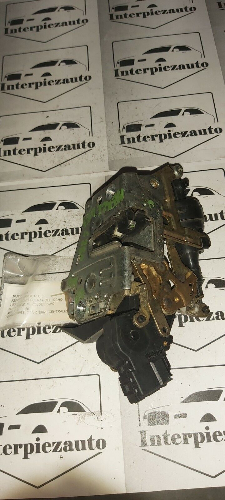 CERRADURA PUERTA DELANTERA DERECHA MERCEDES E W210 / C W202 A2027201235