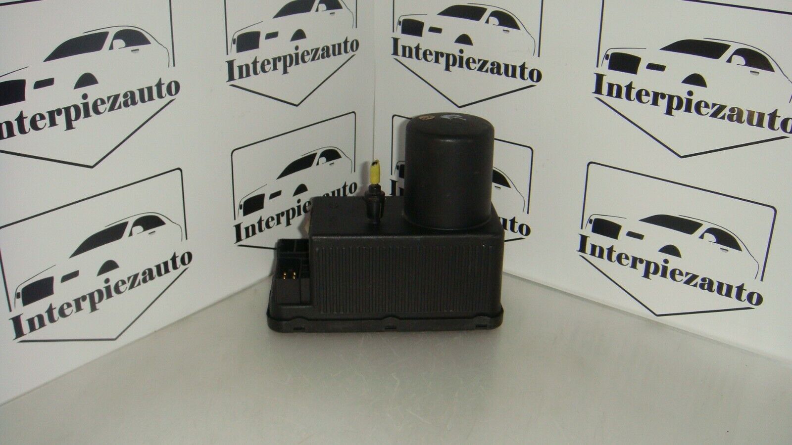 BOMBA CIERRE CENTRALIZADO MERCEDES BENZ W202 2028001648 0132006349