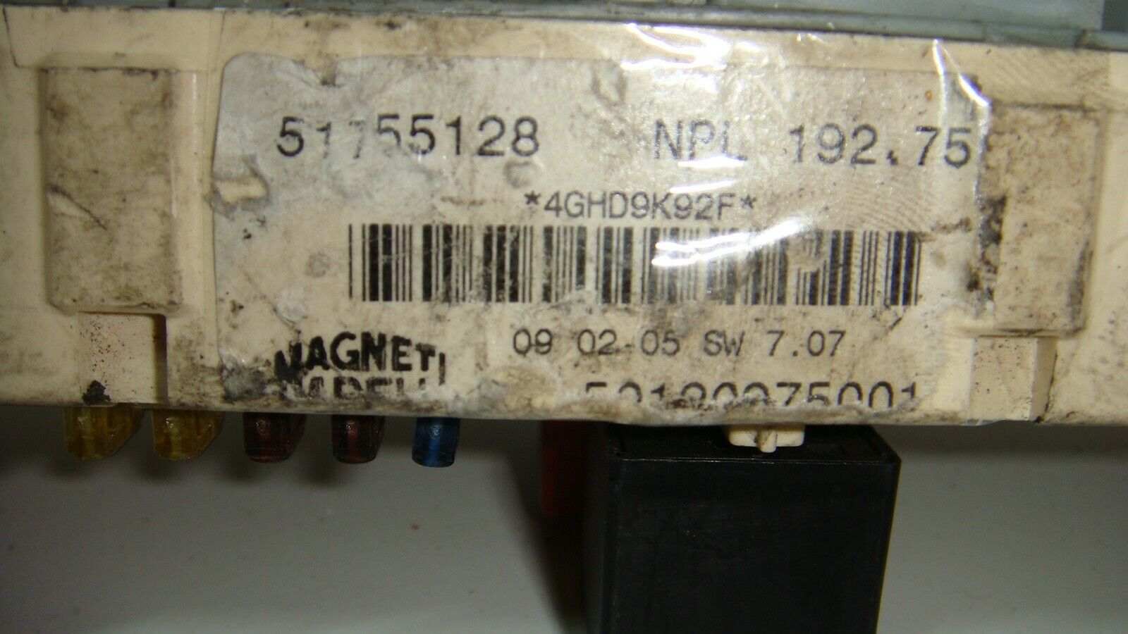 CAJA DE FUSIBLES RELES FIAT 51759305 51755128 NPL19275 NPL 192 75 501209750010 - Imagen 5