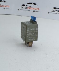 RELÉ  VOLKSWAGEN AUDI 443951253L 443 951 253 L 899521